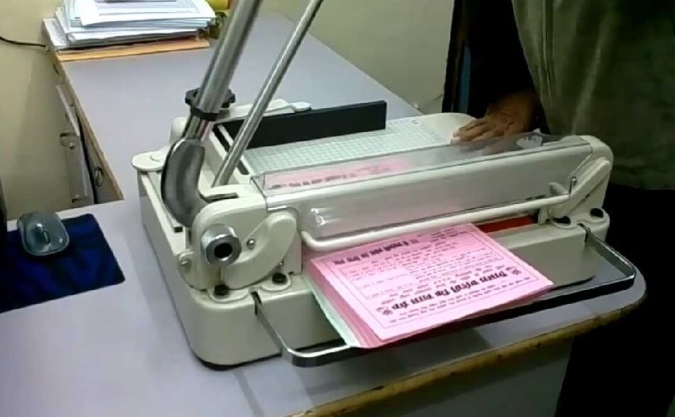 hfs paper cutter