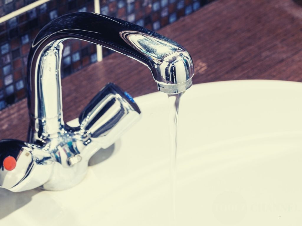 fix a leaking tap