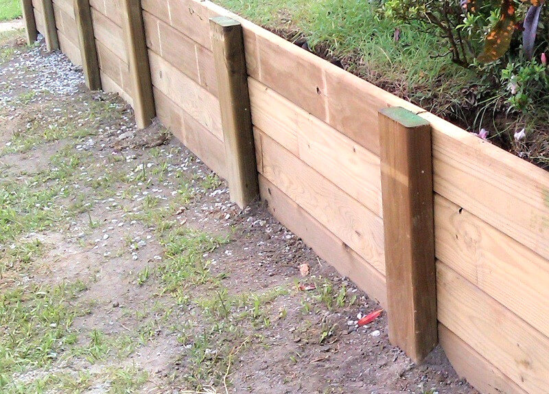 wood-retaining-wall-how-to-build-a-retaining-wall